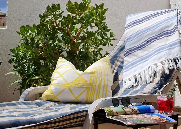 Sunny W Balcony In Algarve By Lovelystay *